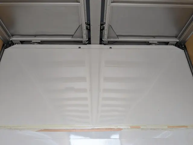 いすゞ フォワード 2RG-FRR90T2(2WD)の写真16