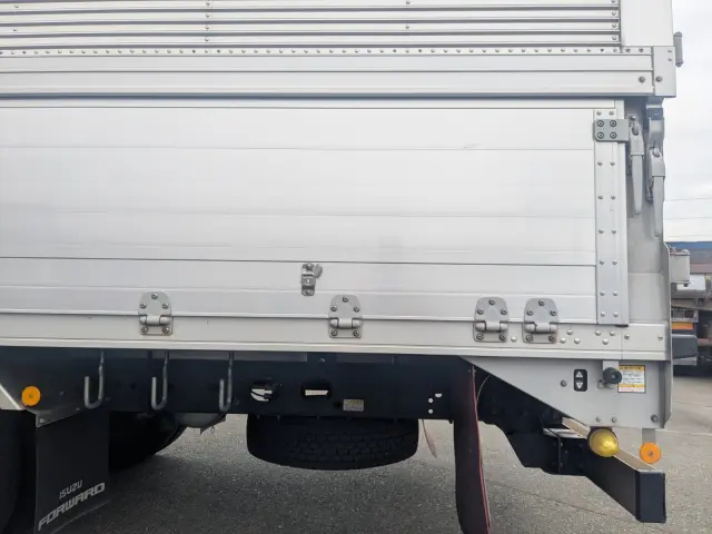 いすゞ フォワード 2RG-FRR90T2(2WD)の写真19