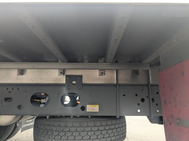 いすゞ フォワード 2RG-FRR90T2(2WD)の写真20