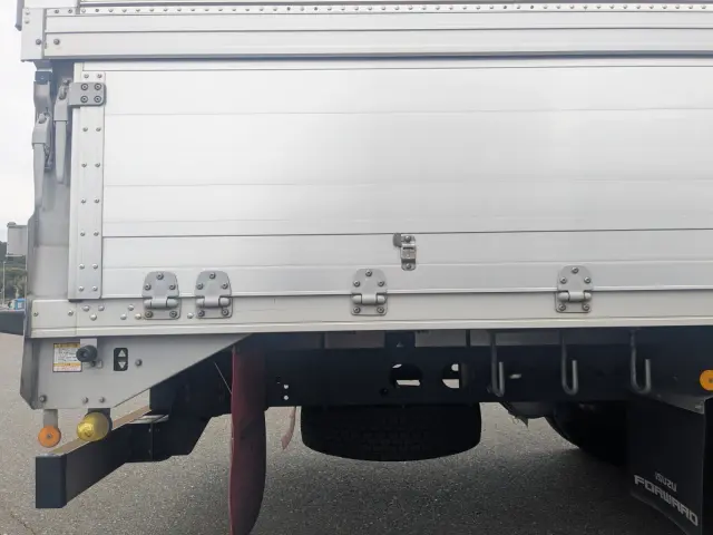 いすゞ フォワード 2RG-FRR90T2(2WD)の写真25