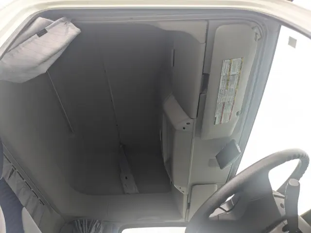 いすゞ フォワード 2RG-FRR90T2(2WD)の写真31