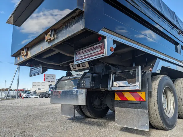 日野 プロフィア 2DG-FS1AJA(6x4)の写真7