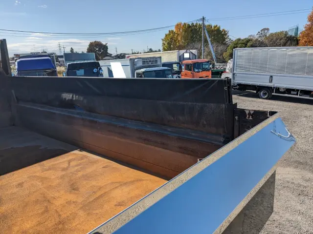 日野 プロフィア 2DG-FS1AJA(6x4)の写真17