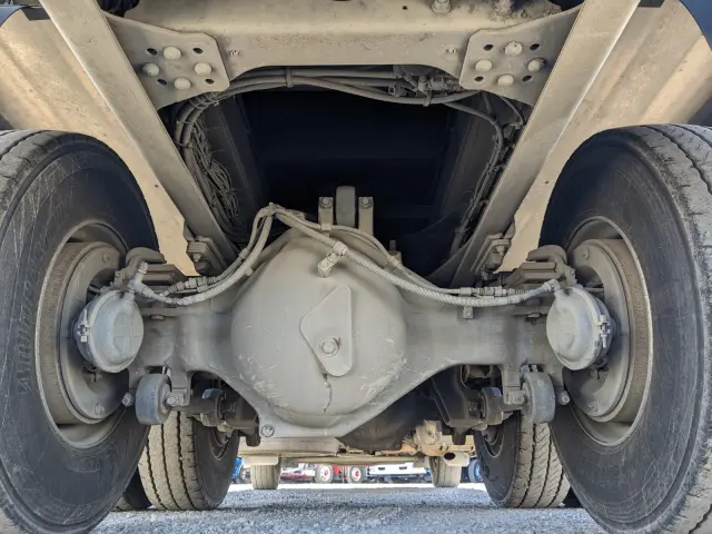 日野 プロフィア 2DG-FS1AJA(6x4)の写真24