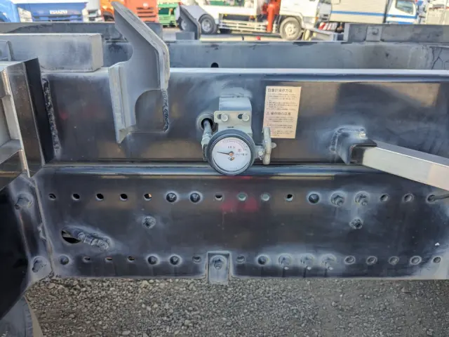 日野 プロフィア 2DG-FS1AJA(6x4)の写真34