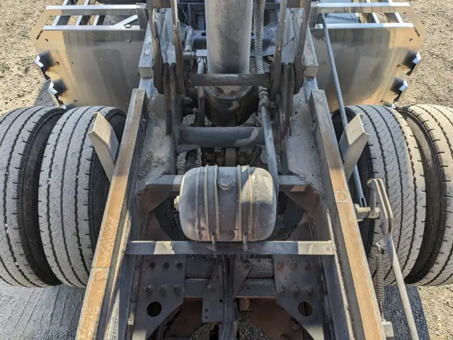 日野 プロフィア 2DG-FS1AJA(6x4)の写真37