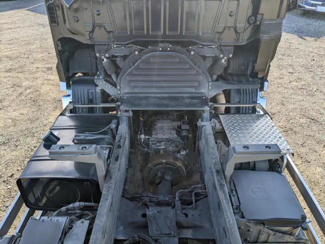 日野 プロフィア 2DG-FS1AJA(6x4)の写真38