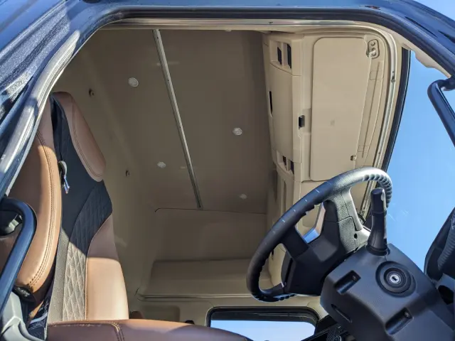 日野 プロフィア 2DG-FS1AJA(6x4)の写真41