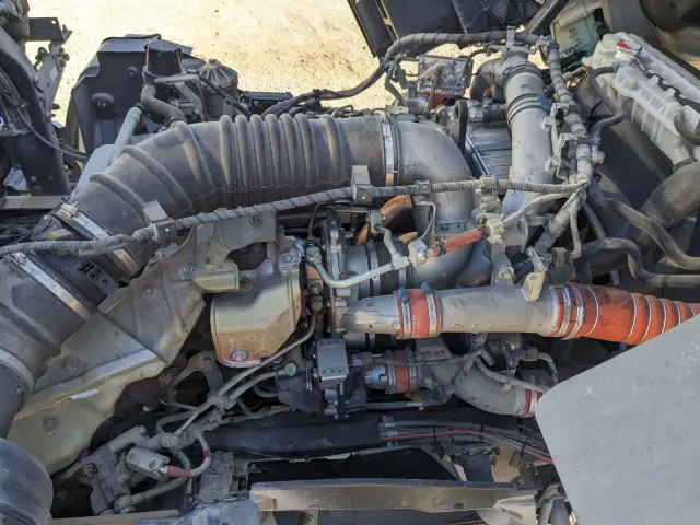 日野 プロフィア 2DG-FS1AJA(6x4)の写真49