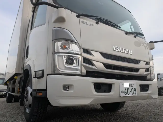 いすゞ エルフ 2RG-NPR88AN(2WD)の写真4