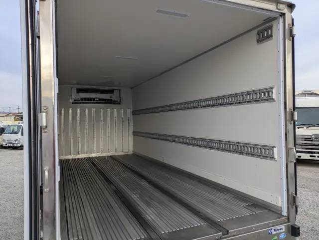 いすゞ エルフ 2RG-NPR88AN(2WD)の写真18