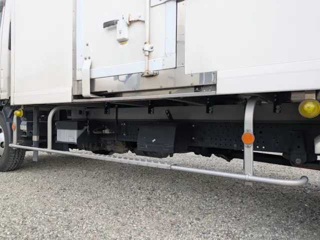 いすゞ エルフ 2RG-NPR88AN(2WD)の写真25