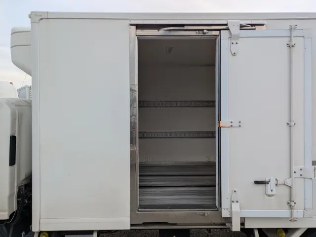 いすゞ エルフ 2RG-NPR88AN(2WD)の写真27