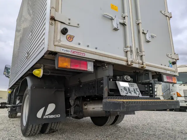 三菱 キャンター 2RG-FBA20(2WD)の写真7