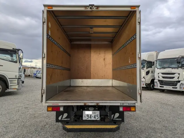 三菱 キャンター 2RG-FBA20(2WD)の写真11