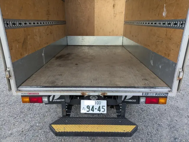 三菱 キャンター 2RG-FBA20(2WD)の写真13