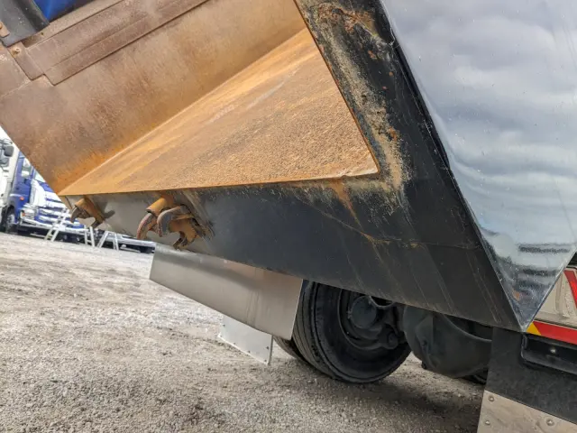 日野 プロフィア 2DG-FS1AJA(6x4)の写真10