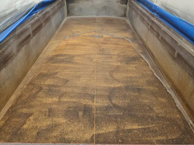 日野 プロフィア 2DG-FS1AJA(6x4)の写真11