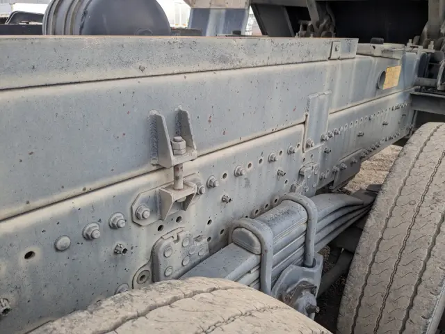 日野 プロフィア 2DG-FS1AJA(6x4)の写真32