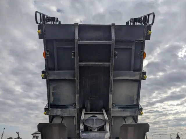 日野 プロフィア 2DG-FS1AJA(6x4)の写真33