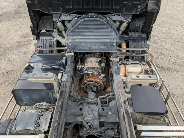 日野 プロフィア 2DG-FS1AJA(6x4)の写真37