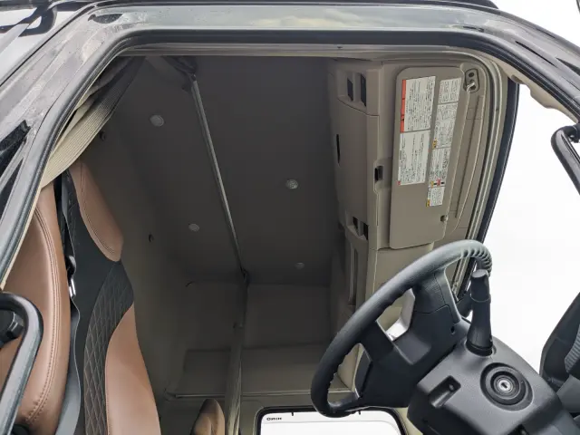 日野 プロフィア 2DG-FS1AJA(6x4)の写真40