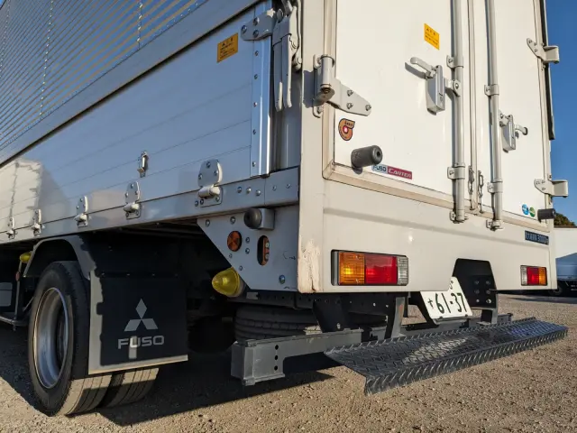 三菱 キャンター 2PG-FEAV0(2WD)の写真8