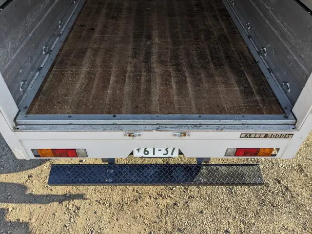 三菱 キャンター 2PG-FEAV0(2WD)の写真10