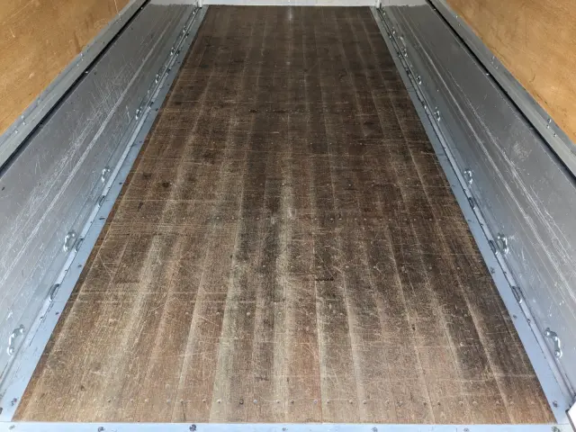 三菱 キャンター 2PG-FEAV0(2WD)の写真12