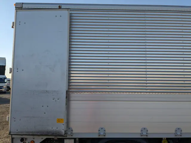 三菱 キャンター 2PG-FEAV0(2WD)の写真26