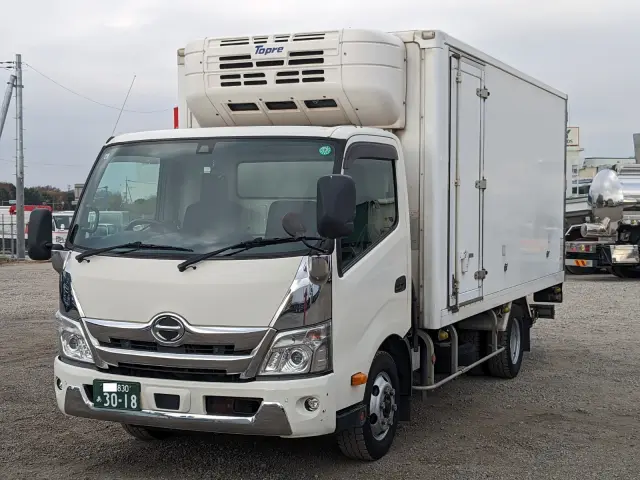 日野 デュトロ 2RG-XZU712M(2WD)の写真1