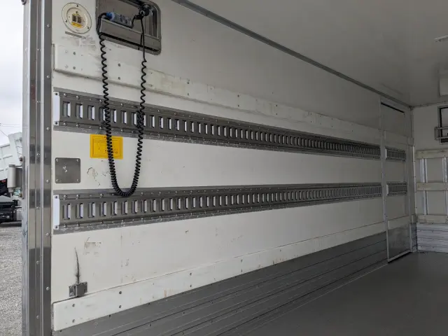 日野 デュトロ 2RG-XZU712M(2WD)の写真22