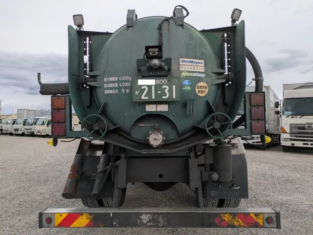 いすゞ ギガ 2KG-CVR60C(2WD)の写真10