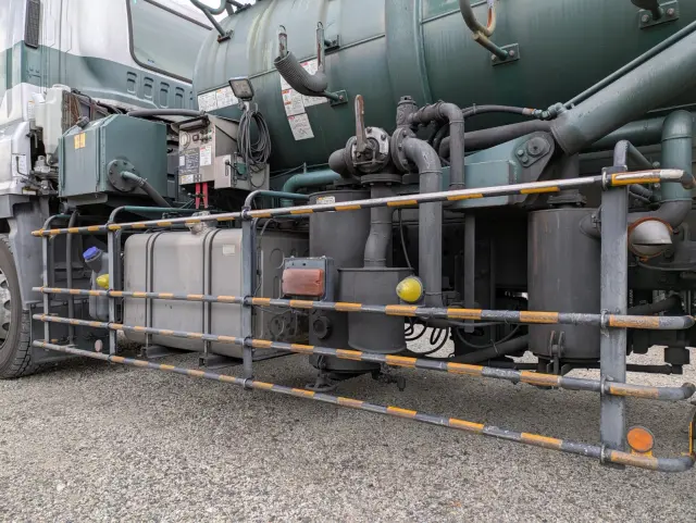 いすゞ ギガ 2KG-CVR60C(2WD)の写真24