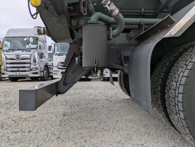 いすゞ ギガ 2KG-CVR60C(2WD)の写真29