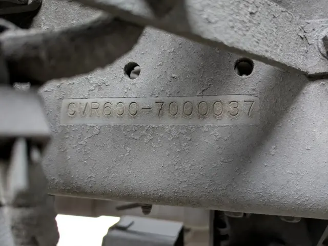 いすゞ ギガ 2KG-CVR60C(2WD)の写真38