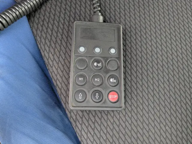 いすゞ ギガ 2KG-CYL77C(6x2)の写真39