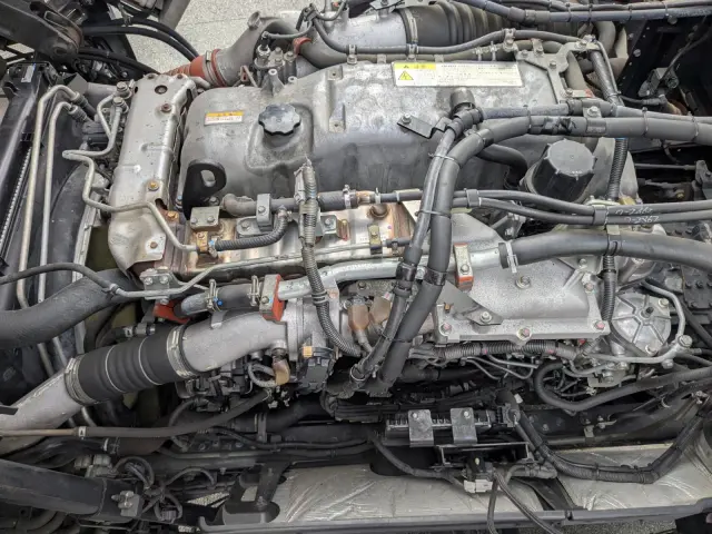 いすゞ ギガ 2KG-CYL77C(6x2)の写真41