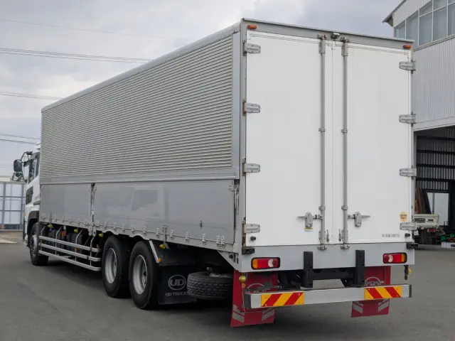 UD クオン 2PG-CD5CA(6x2)の写真4