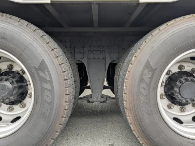 UD クオン 2PG-CD5CA(6x2)の写真13