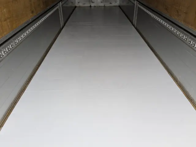 UD クオン 2PG-CD5CA(6x2)の写真22