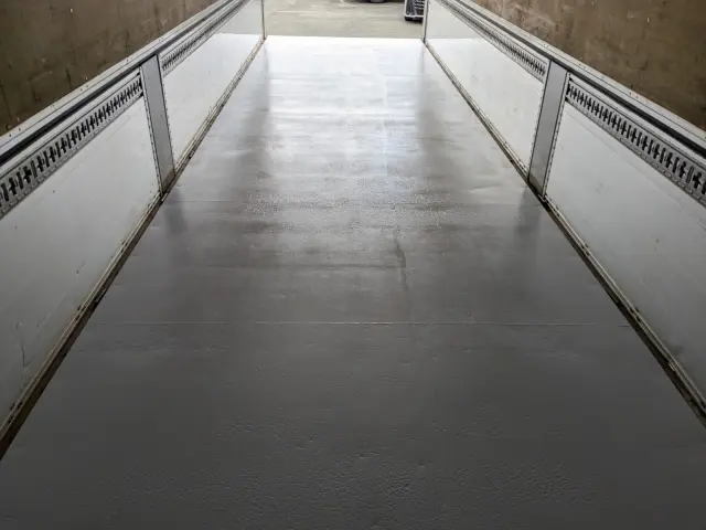 UD クオン 2PG-CD5CA(6x2)の写真26