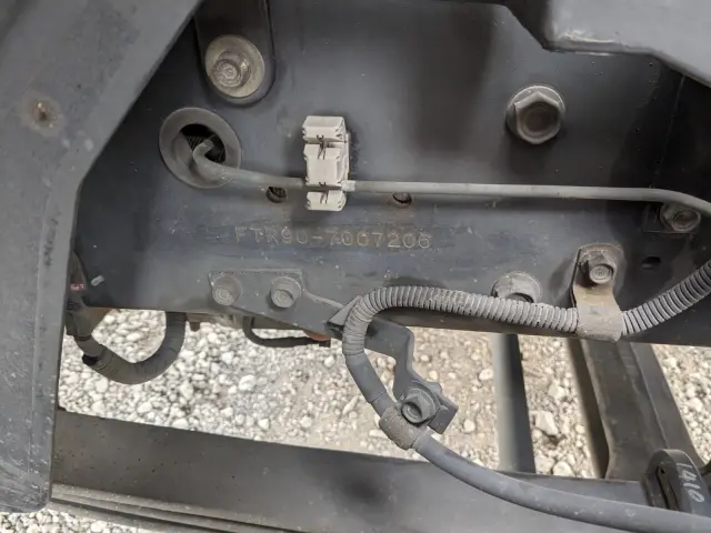 いすゞ フォワード LKG-FTR90T2(2WD)の写真46