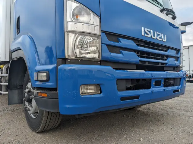 いすゞ フォワード LKG-FTR90T2(2WD)の写真50