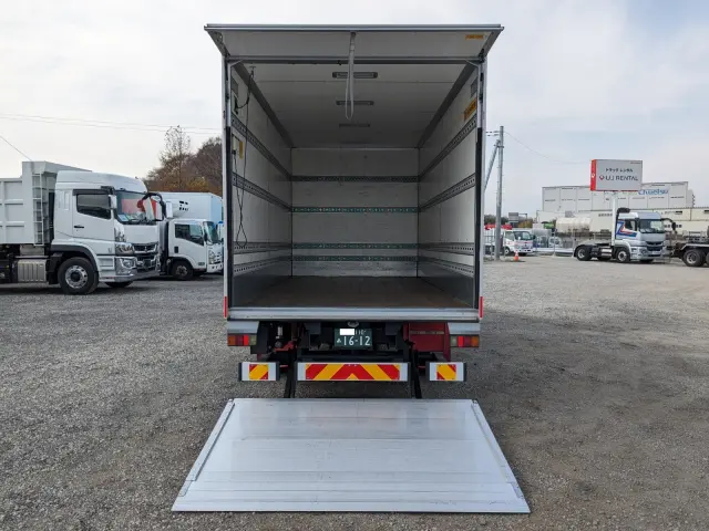 三菱 キャンター TPG-FEB80(2WD)の写真9