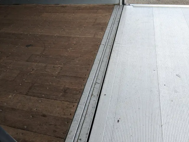 三菱 キャンター TPG-FEB80(2WD)の写真11