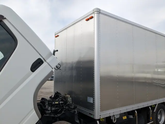 三菱 キャンター TPG-FEB80(2WD)の写真40