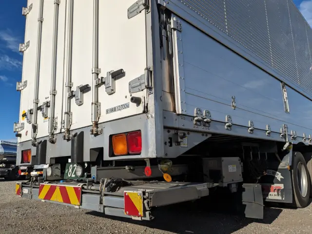 三菱 スーパーグレート QPG-FS64VZ(8x4)の写真7