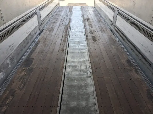 三菱 スーパーグレート QPG-FS64VZ(8x4)の写真21