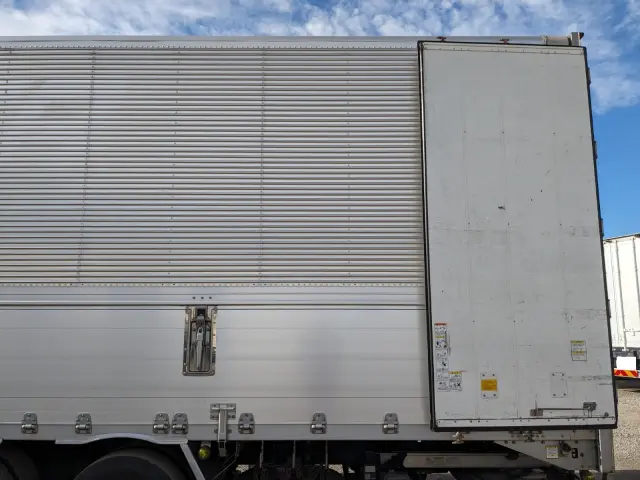 三菱 スーパーグレート QPG-FS64VZ(8x4)の写真24